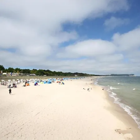 F-1093 Elise 02 Veranda, Gartennutzung Apartmán Goehren (Ruegen)