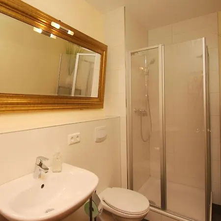 Apartmán F-1093 Elise 02 Veranda, Gartennutzung