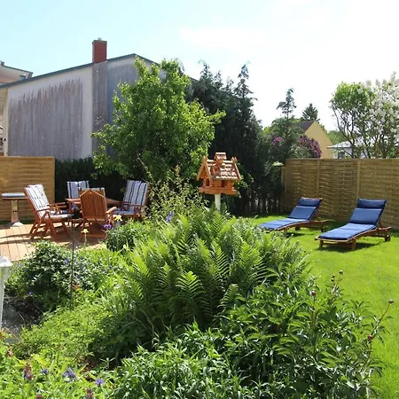 F-1093 Elise 02 Veranda, Gartennutzung Apartmán *