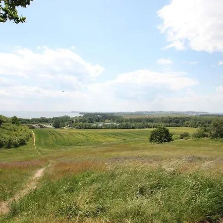 F-1093 Elise 02 Veranda, Gartennutzung